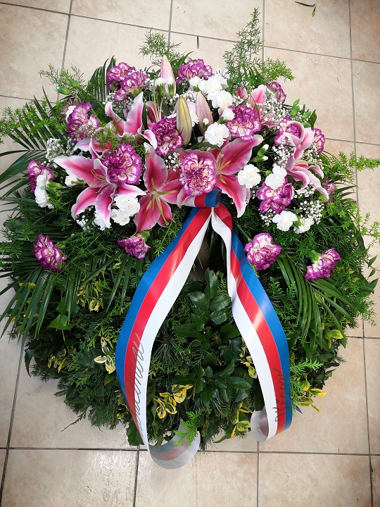 Věnec přírodní s rostlou hlavou
