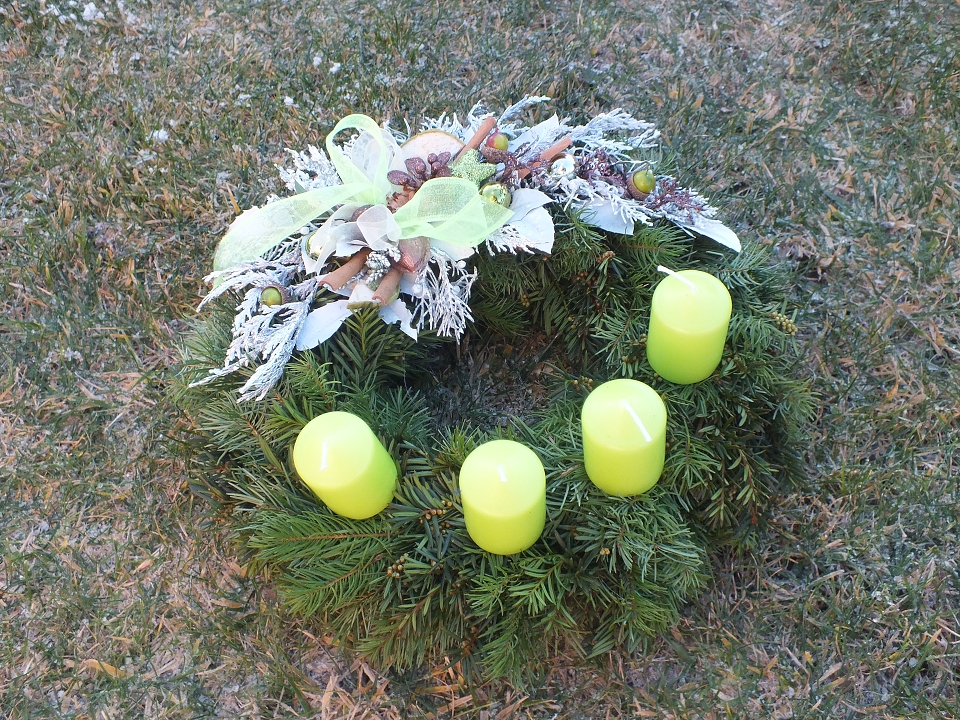 Adventní věnec přírodní