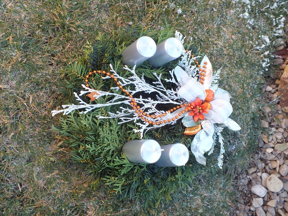 Adventní věnec přírodní