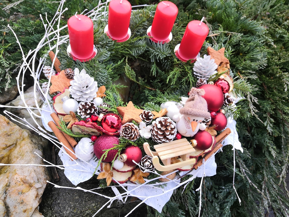 Adventní věnec přírodní