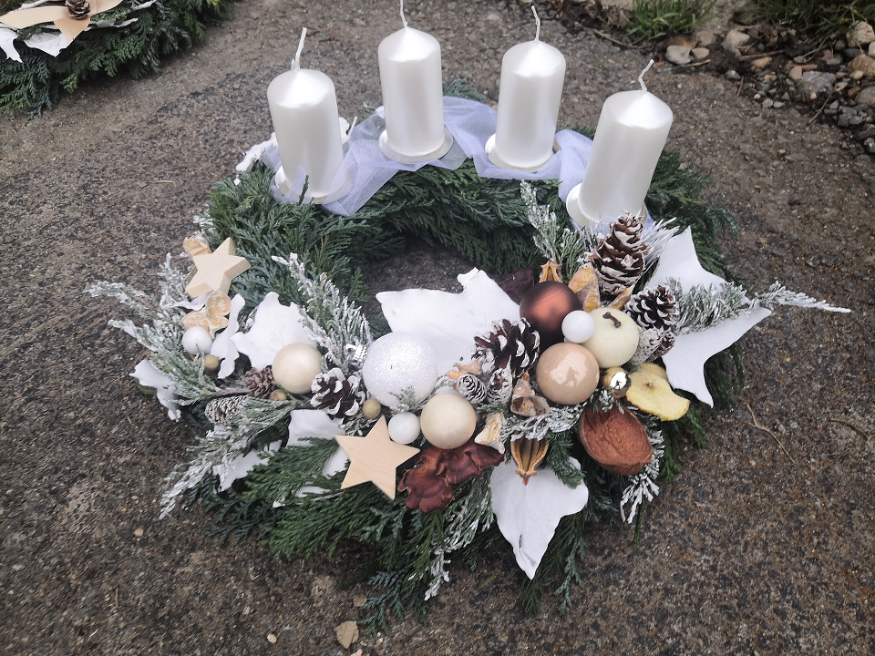 Adventní věnec přírodní