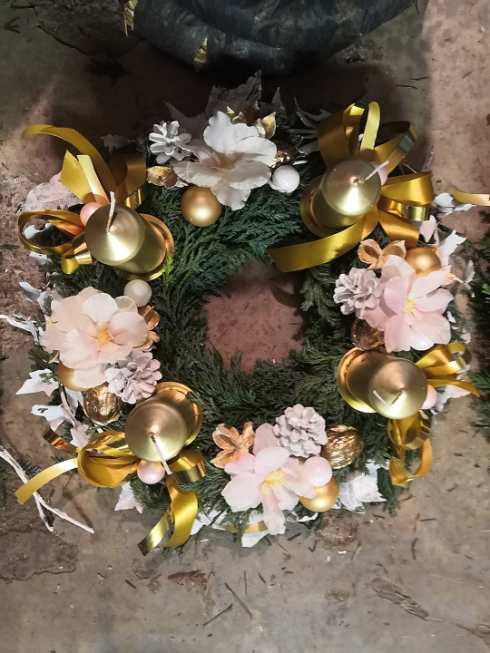 Adventní věnec přírodní