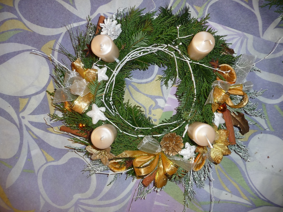 Adventní věnec přírodní