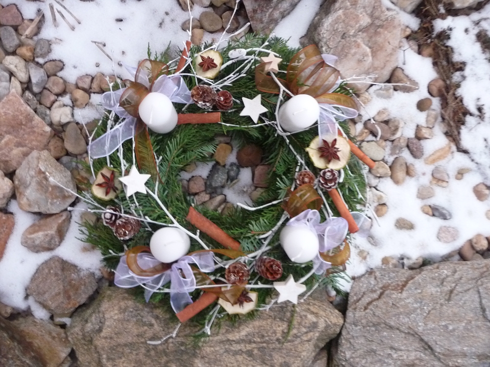 Adventní věnec přírodní
