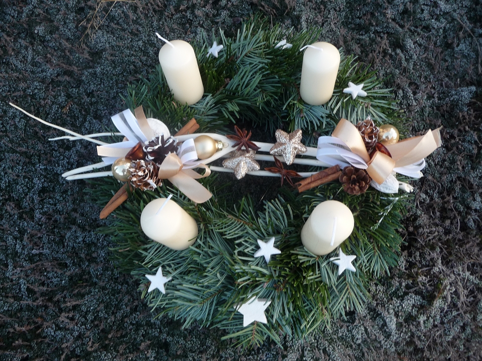Adventní věnec přírodní