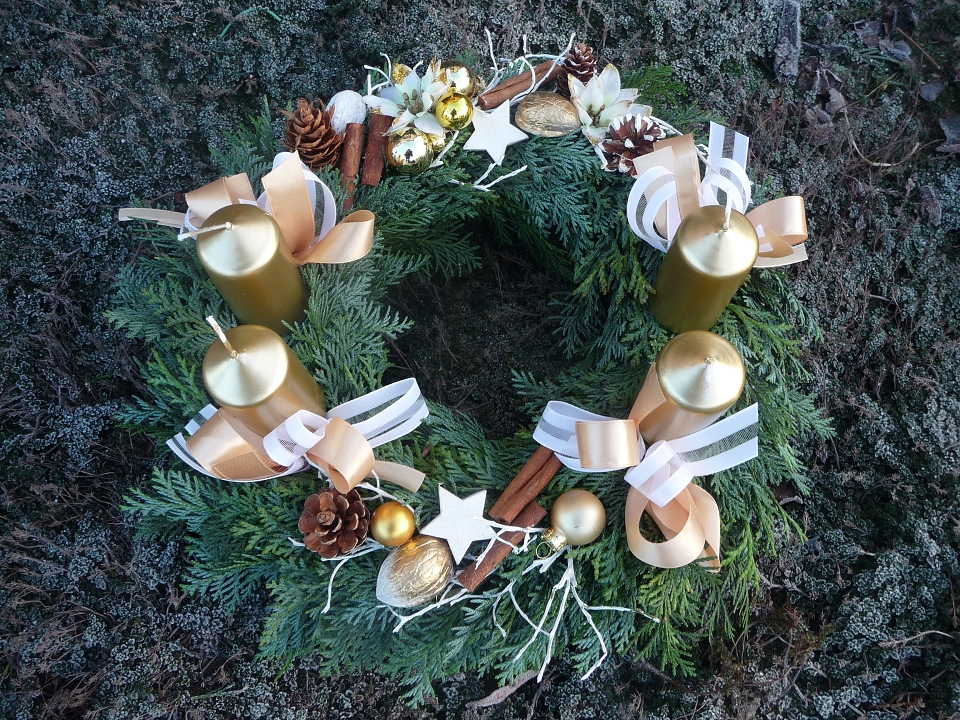 Adventní věnec přírodní