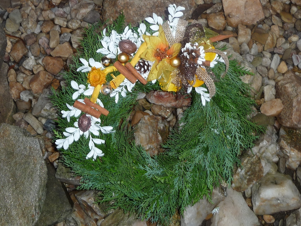 Dekorace dveří přírodní, trvanlivý - věnce